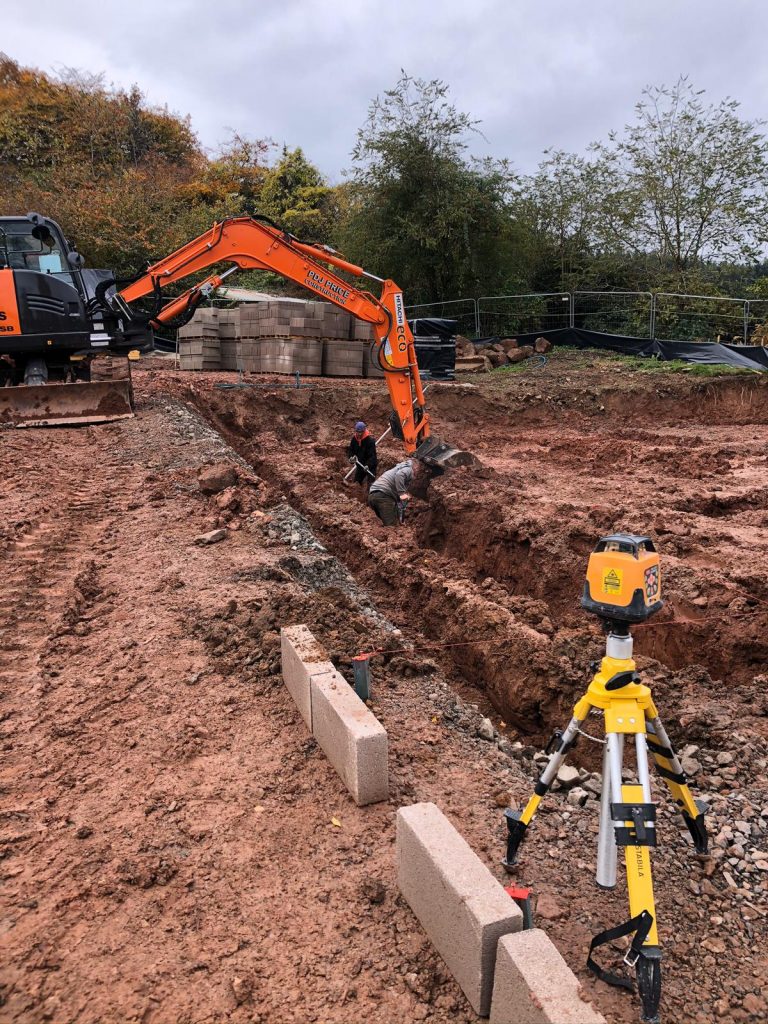 SG Rayner Homes - Thorneycroft development digging the foundations